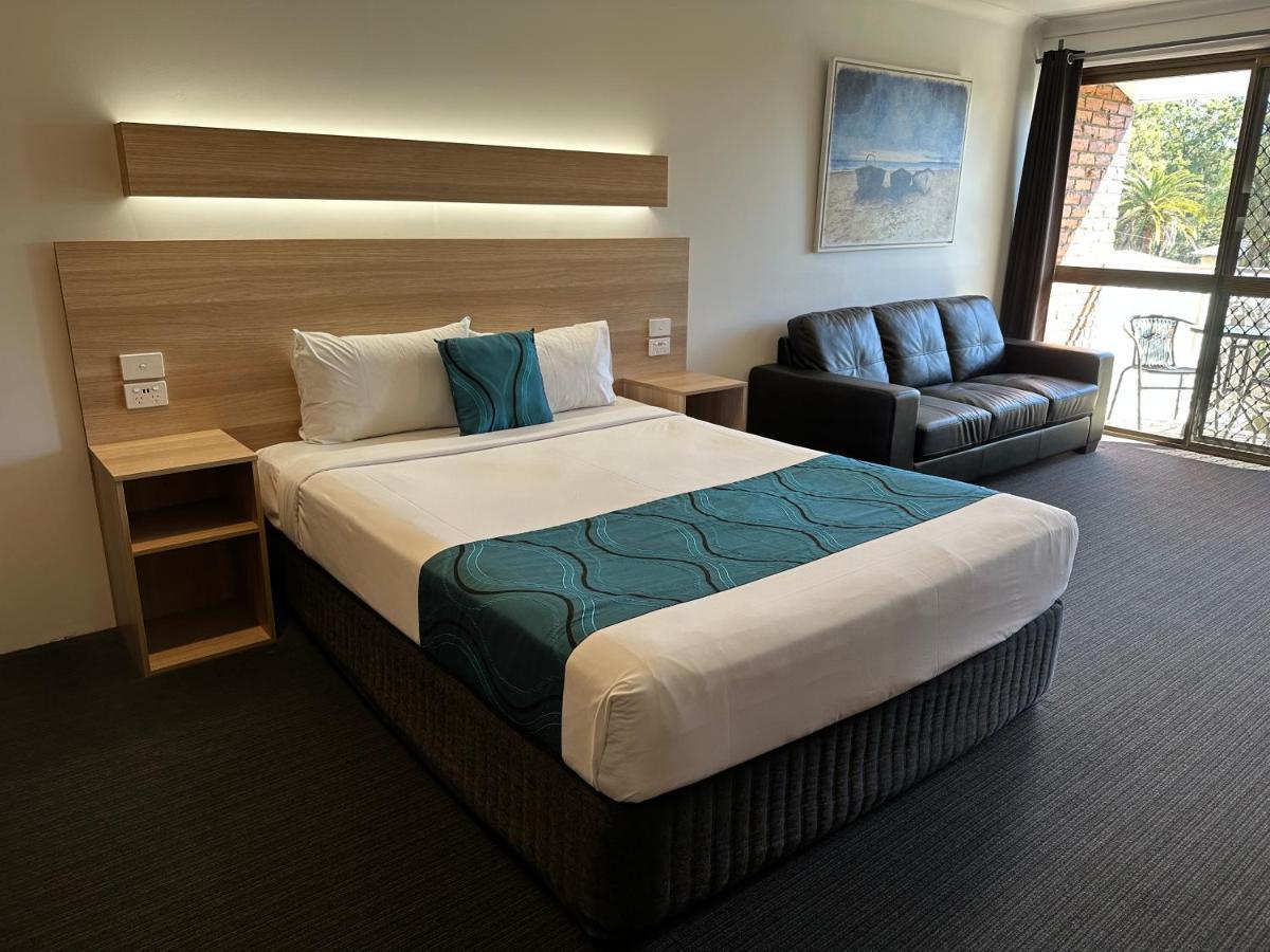 Logan Motor Motel Slacks Creek
